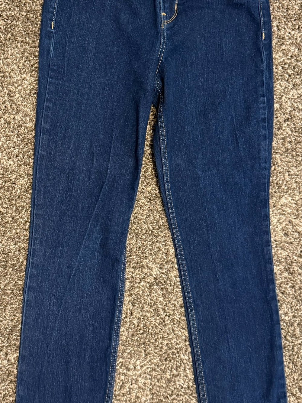 Old Navy High-Rise WOW Straight Jeans Women’s Size 2 Dark Wash